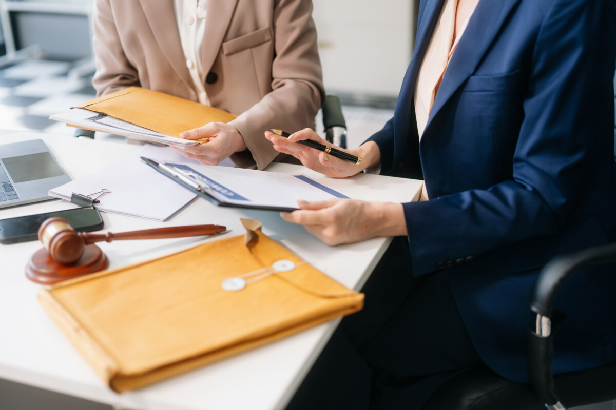 How to Identify a Top Rated Personal Injury Attorney for Your Case