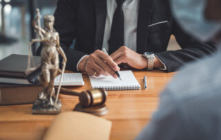 When to Hire a Personal Injury Lawyer: A Clear Guide