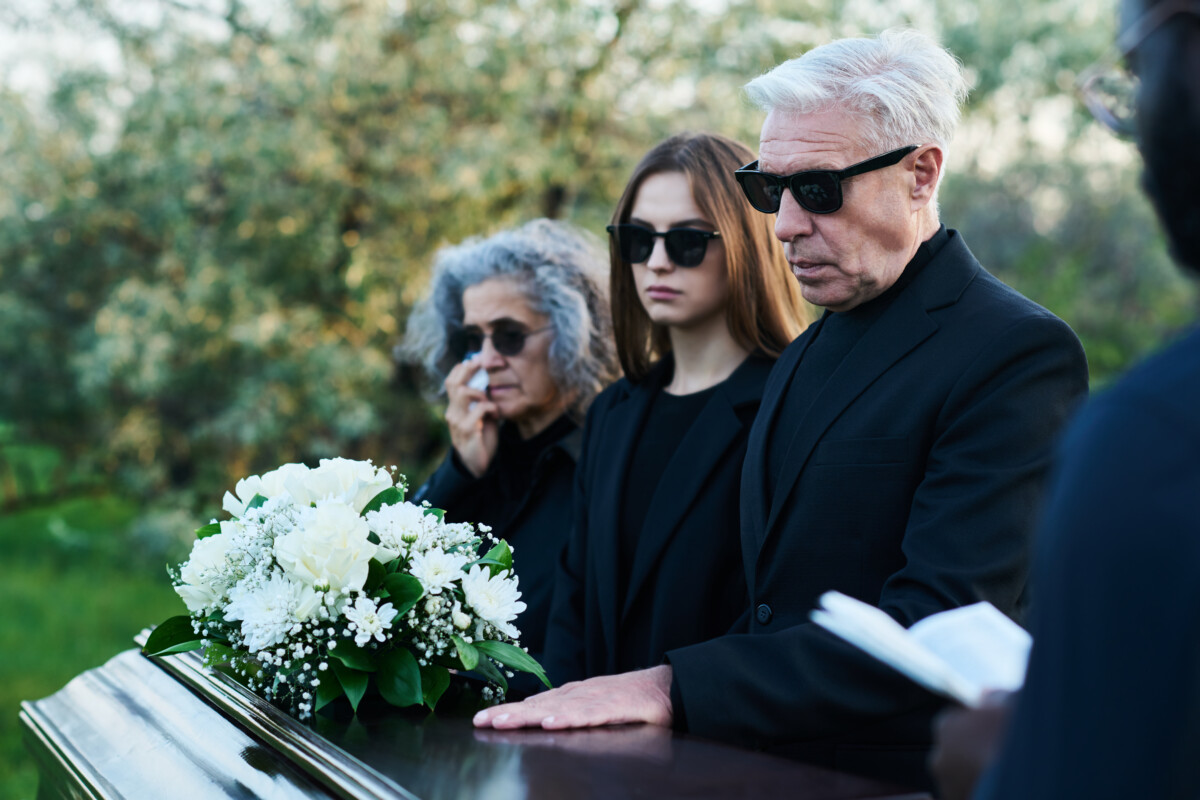 What Does a Wrongful Death Injury Lawyer Do for Families?